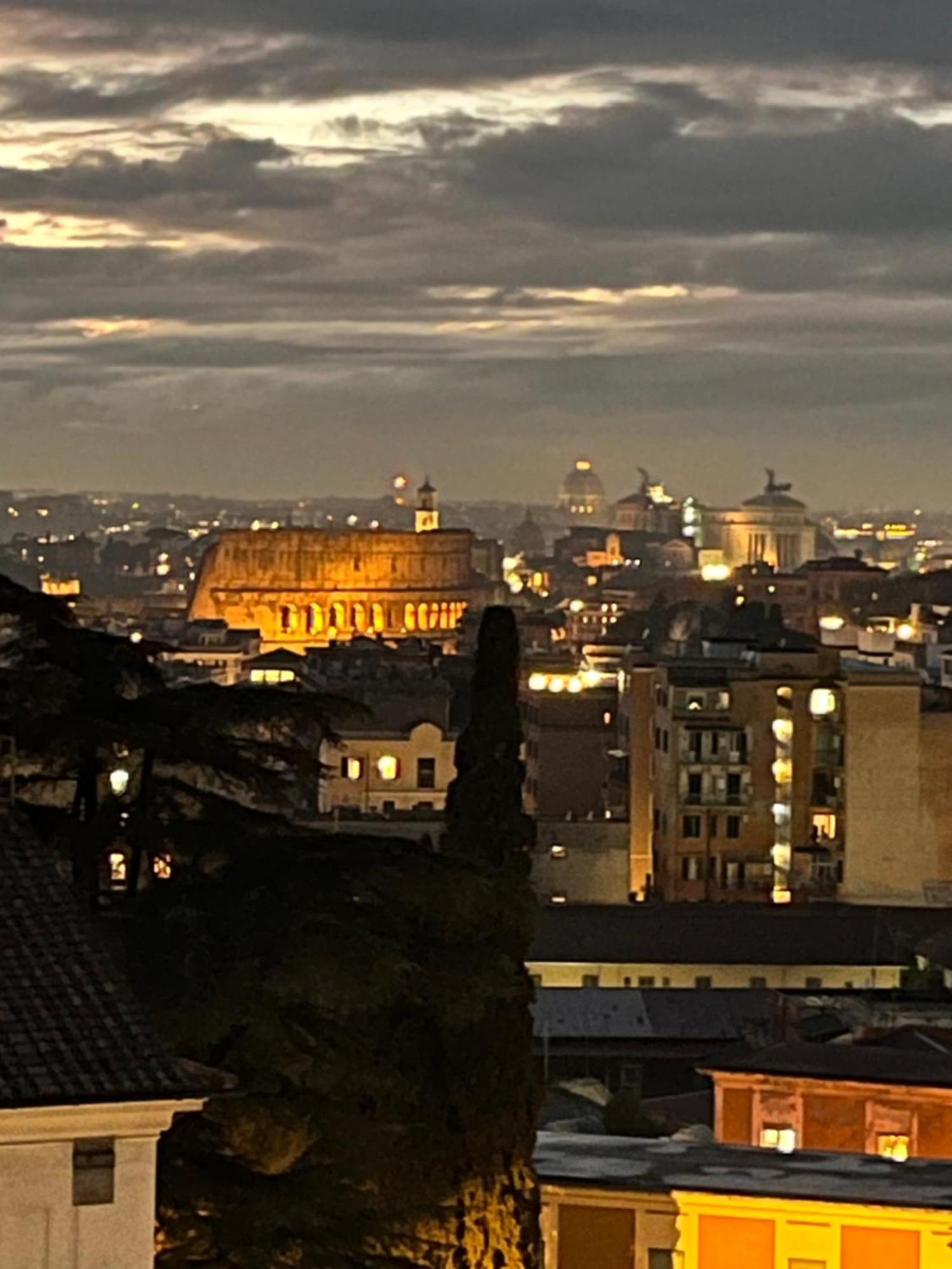 Colosseum Deluxe — Foto 2